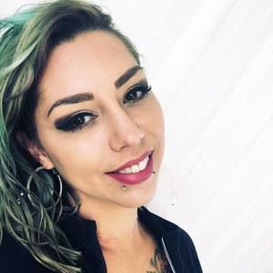 Meet your Posher, Tabatha